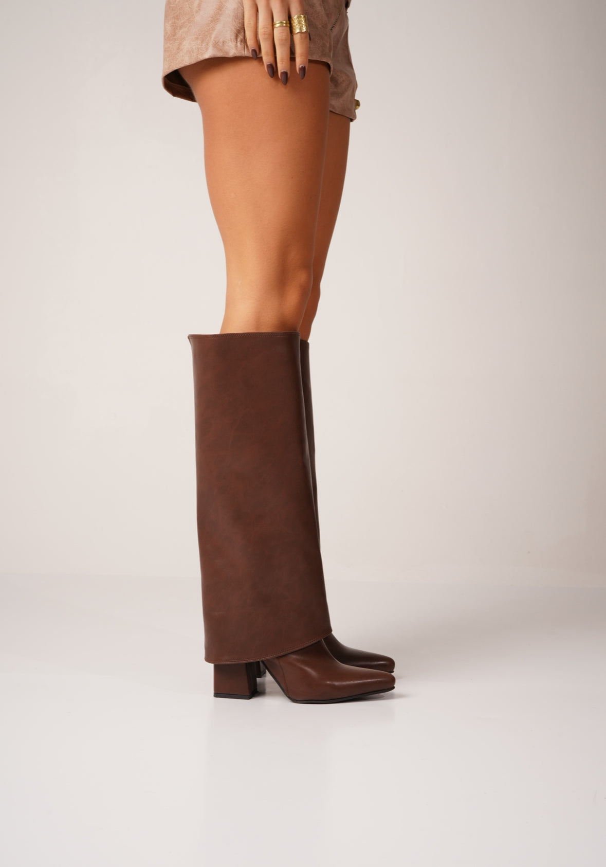 Paris boots vegan