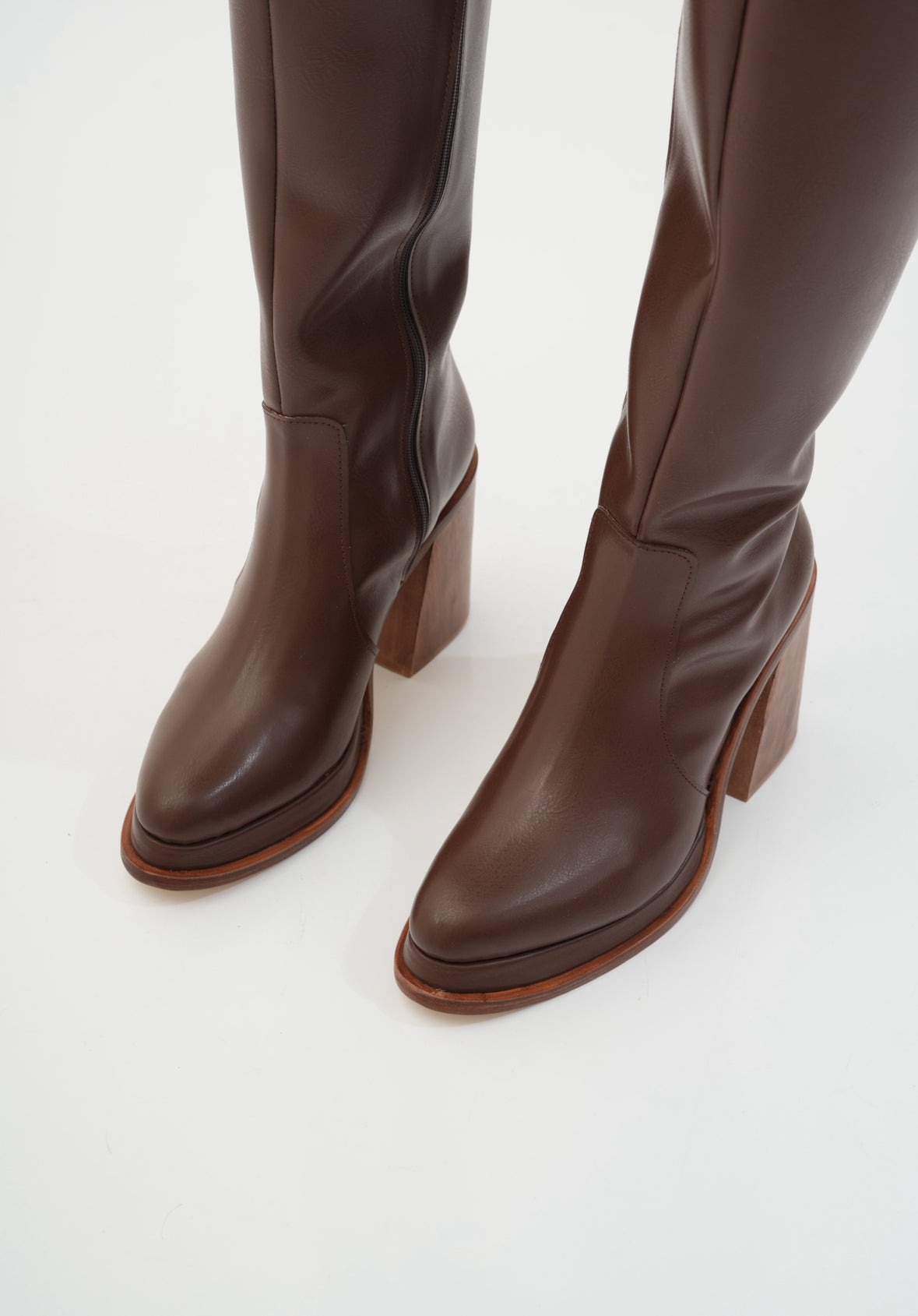 Audrey high boots vegan