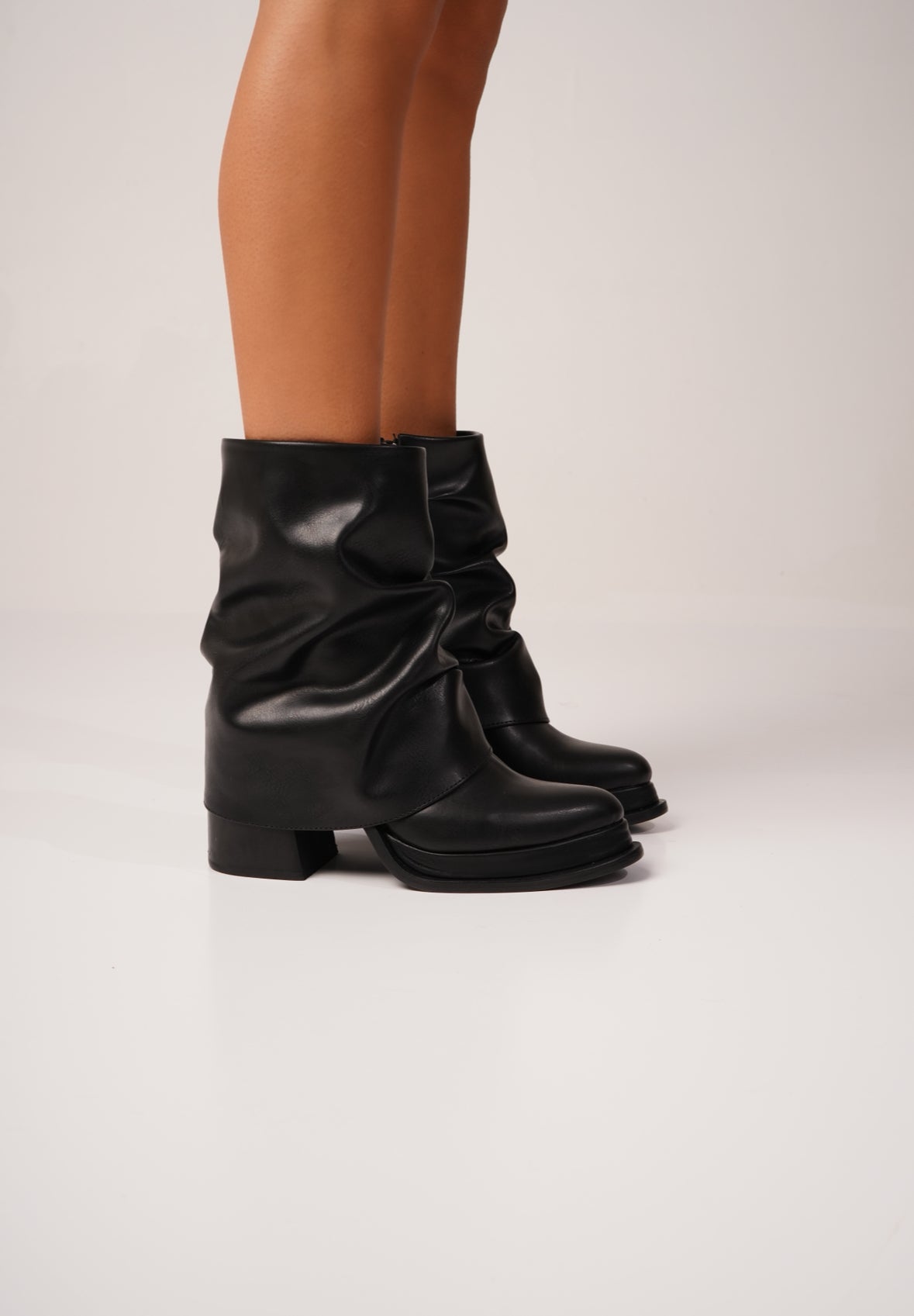 Euphoria boots vegan