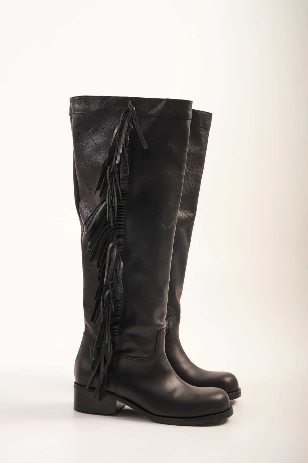 James boots cuero