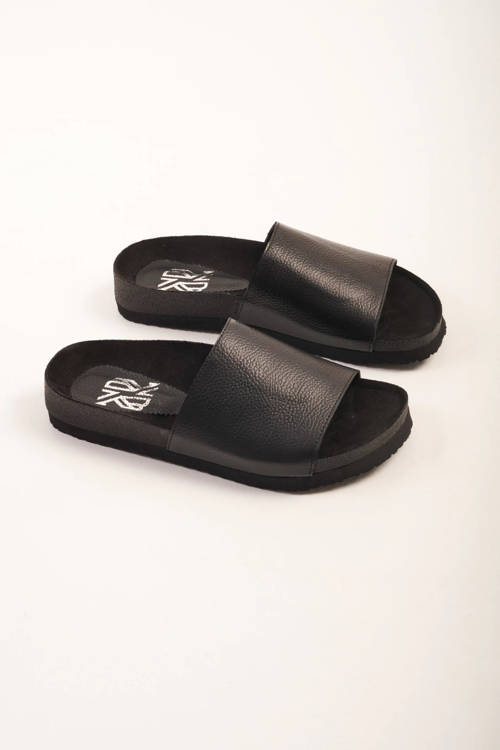 Rio sandals cuero