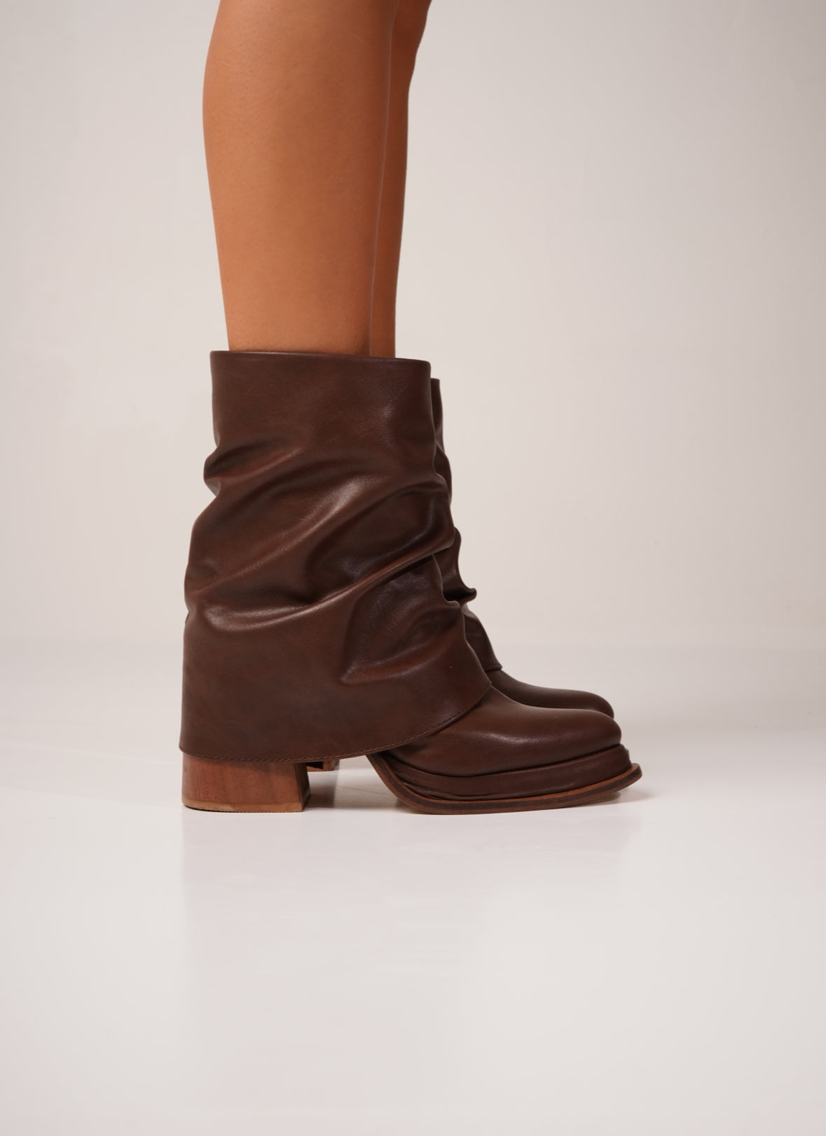 Euphoria boots vegan