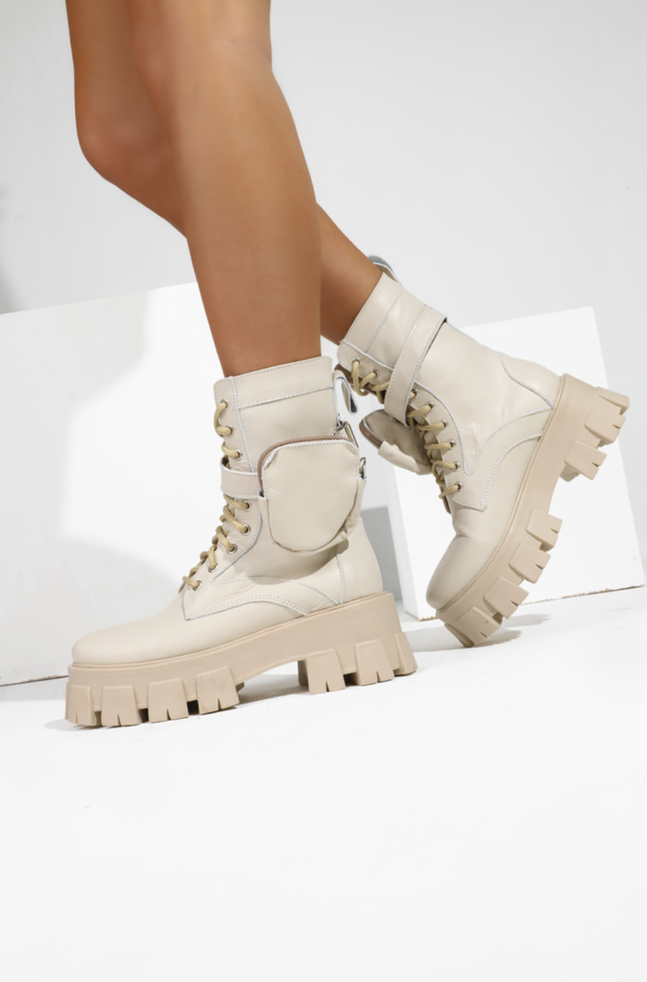 Borcegos beige clearance